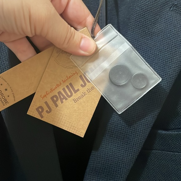 PJ Paul Jones brand
Men’s knitted lightweight Blazer - Picture 3 of 7